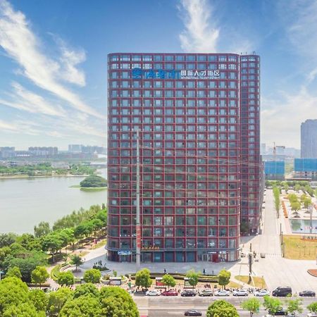 Jinling Funhome Hotel Nanjing Jiulong Lake - Nanjing South Railway Station ภายนอก รูปภาพ